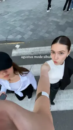 agustus mode sibuk 