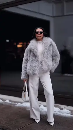 MODEL FASHION