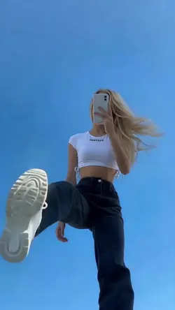 From Tiles to Selfie: Quick Reveal