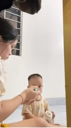 Mẹ và con
