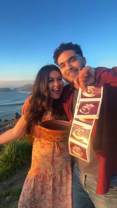 pregnancy announced