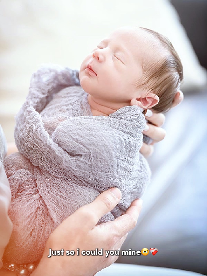 🥹👶🏻