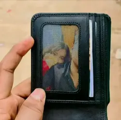 যে মানি ব্যাগে বউ এর