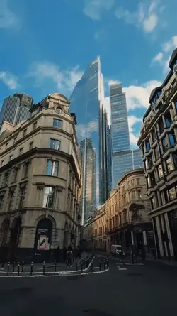 City vlog trend