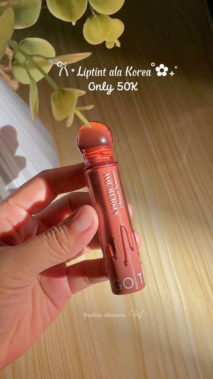 Liptint Gogotales ⋆.