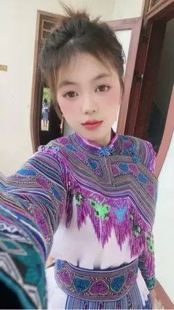 Nrog koj nyob