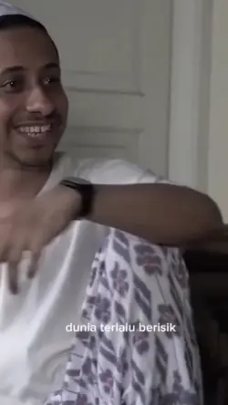Dunia T'lalu Berisik