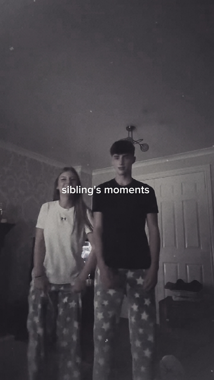 siblings moment