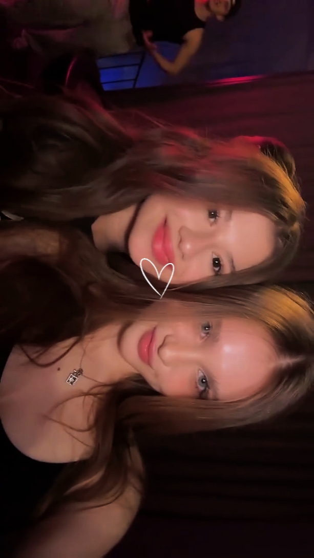 best friend moments