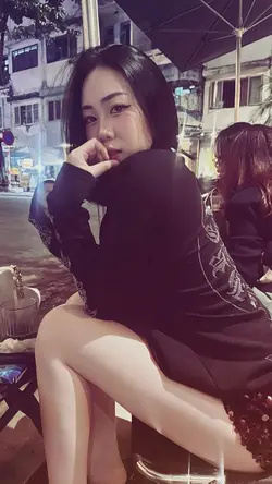 Chắc sắp vỡ n.ợ..