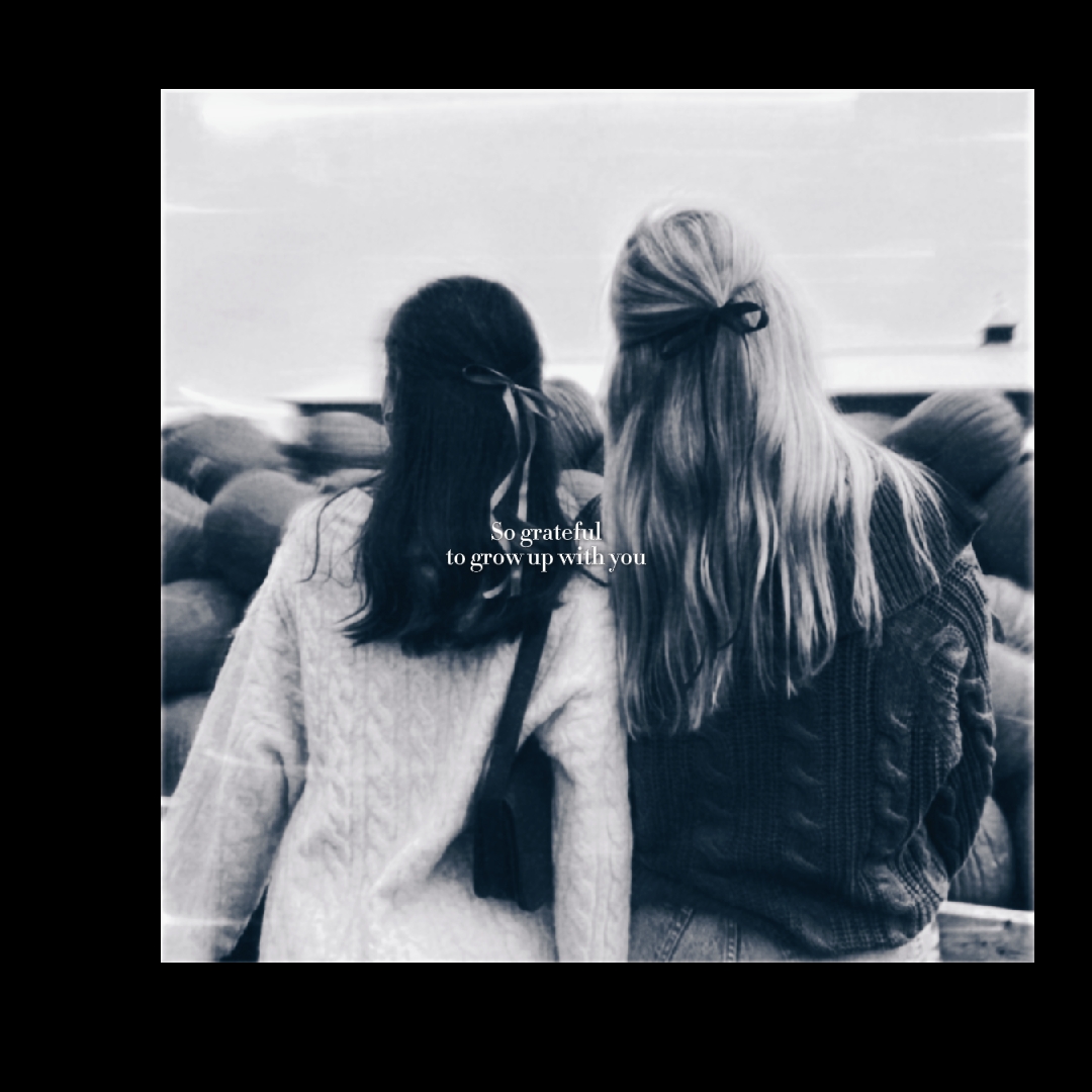 Siblings moment 