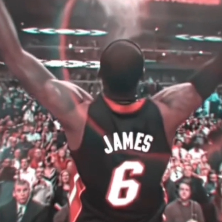 LEBRONNN JAMESSS