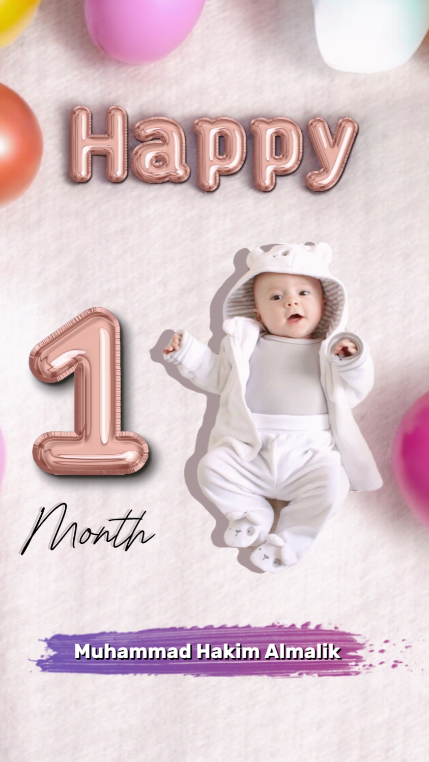 Feliz Bebê De 1 Mês
