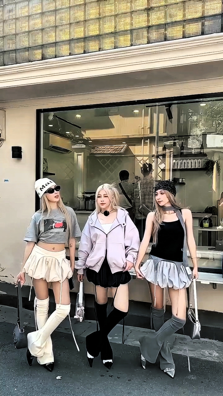 1 video + foto Gucci