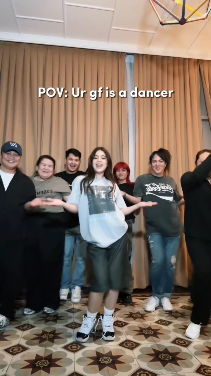 POV TU NOVIA ES BAILARINA