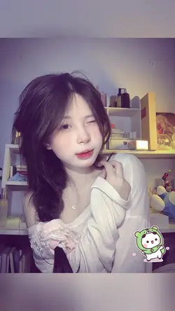Dễ Thương + Màu