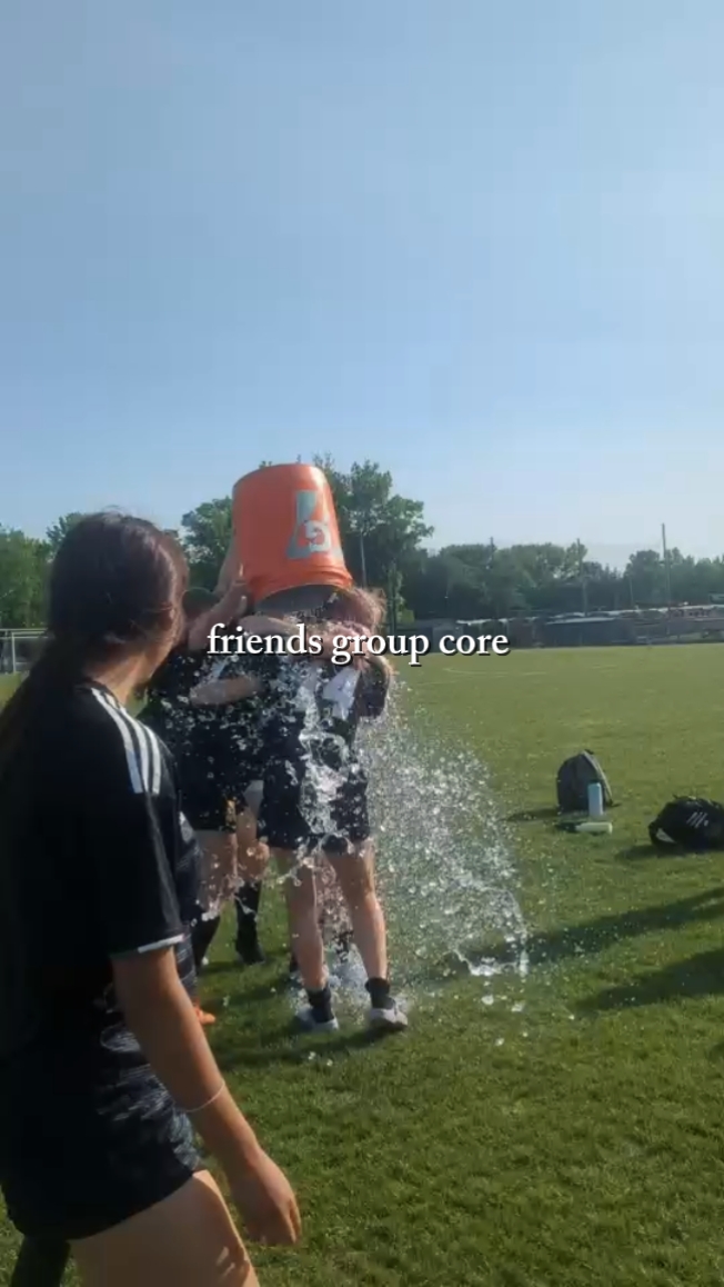 noyau du groupe d'amis