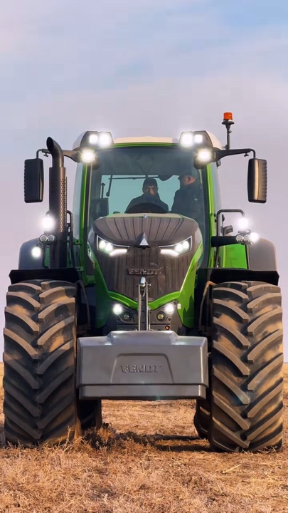 tractor
