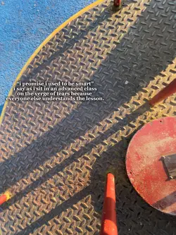 📚
