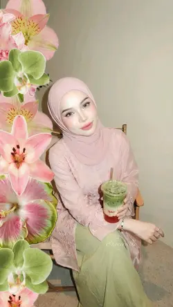 matcha x strawbery