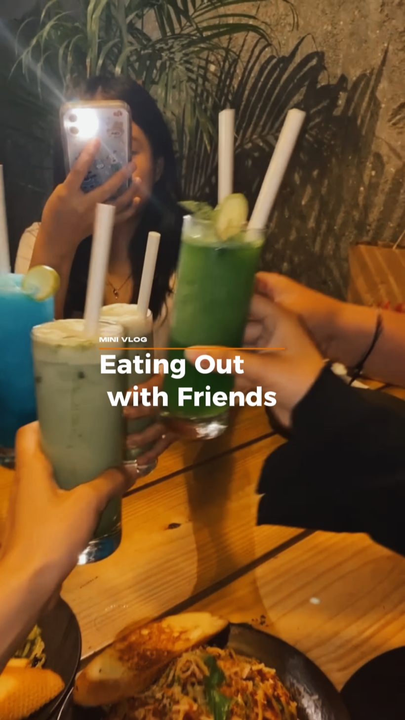 EATING WITH FRIENDS 