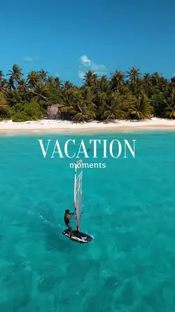 VACATION MOMENTS
