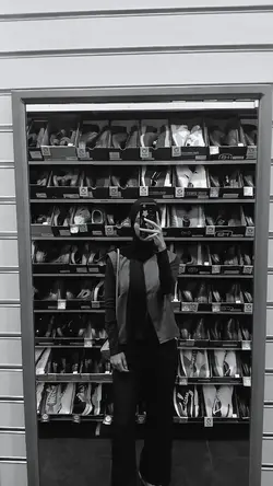 hitam putih miror