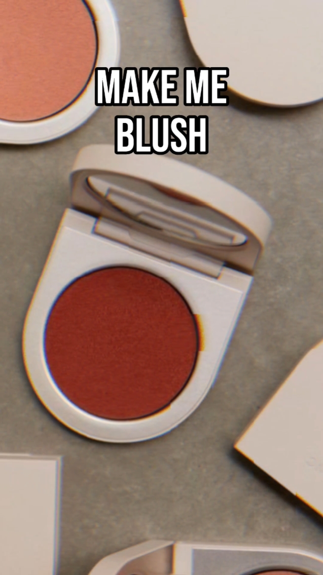 C2B Tiktok Style Blush Produktanzeige