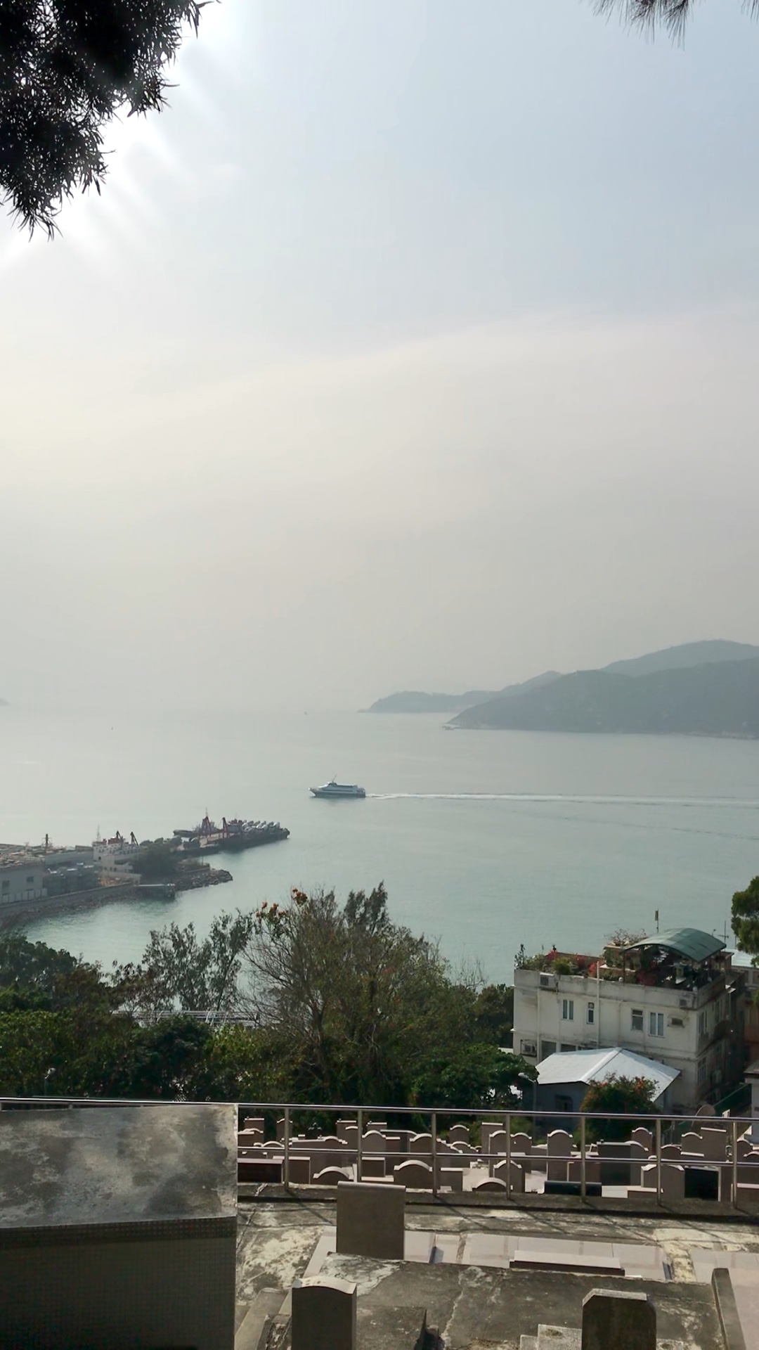 Bepergian ke Hongkong 