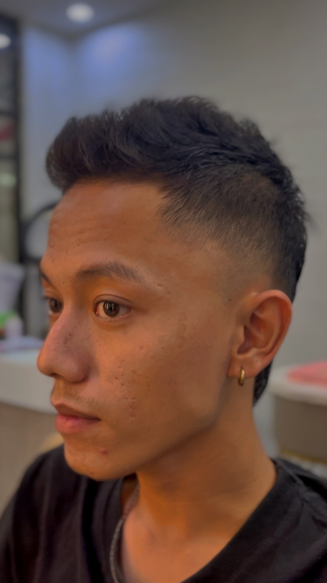 HAIRCUT TRANSISI