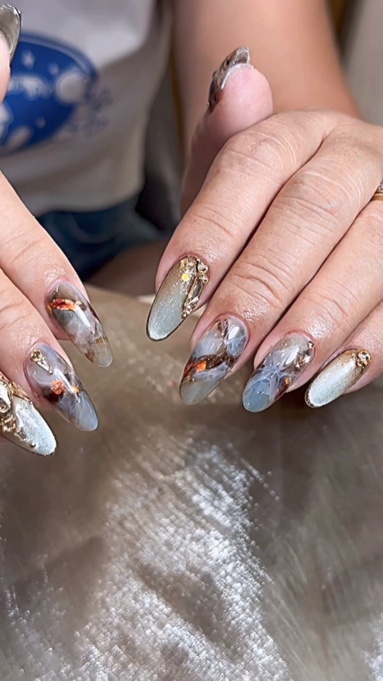 Uñas 17