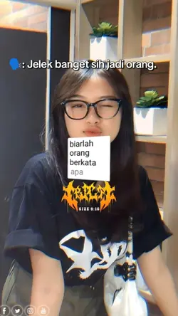 jelek banget si jadi