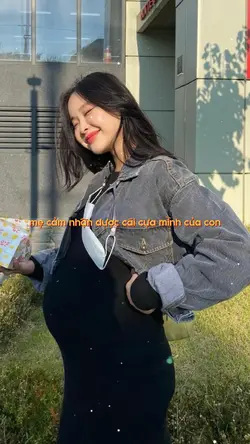 Mẹ yêu con