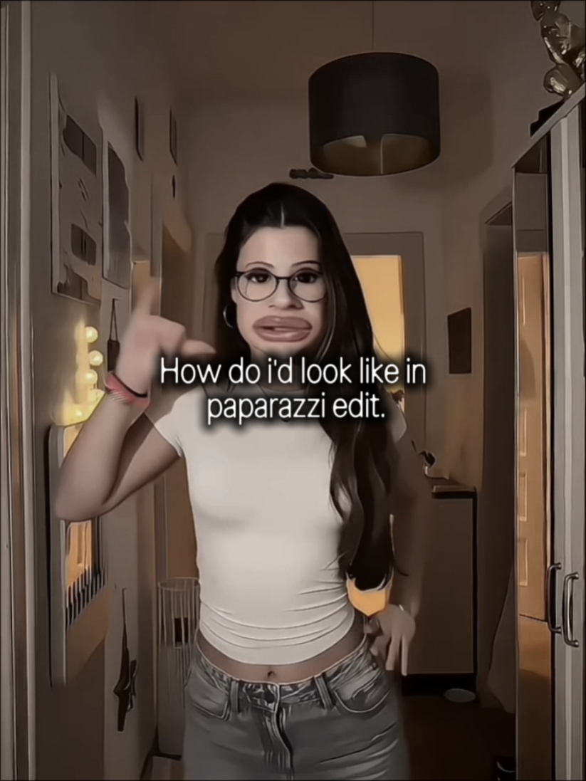 PAPARAZZI 