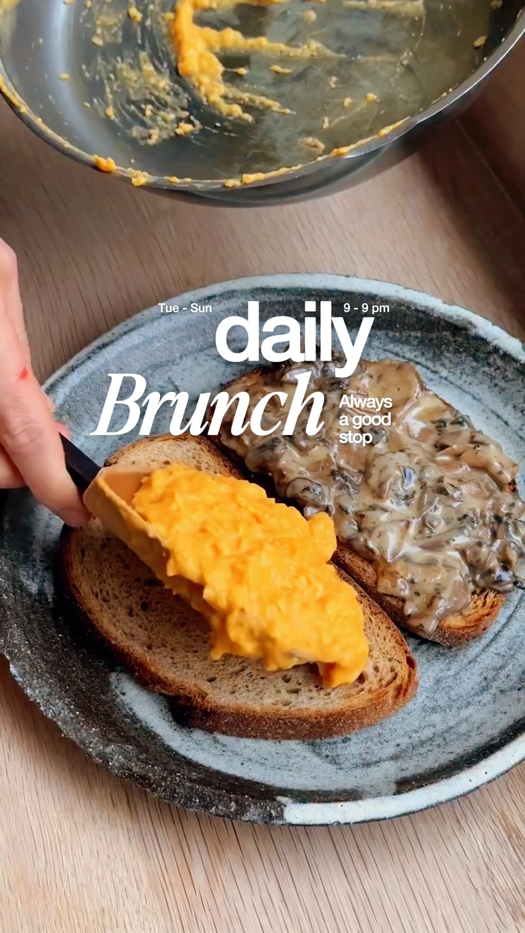 DAILY BRUNCH