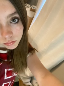 Kleine Schwester