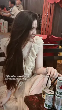 Giữa những mưa giông