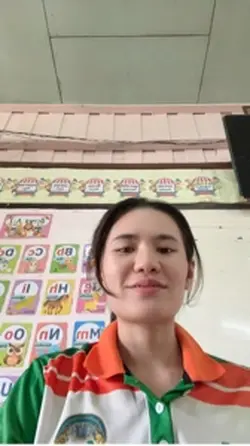 เป็นครูเด้อหล่า👩🏼🏫