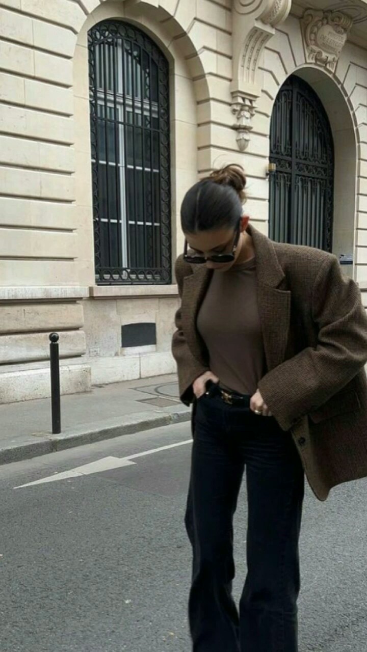 FASHION MAGAZINE 