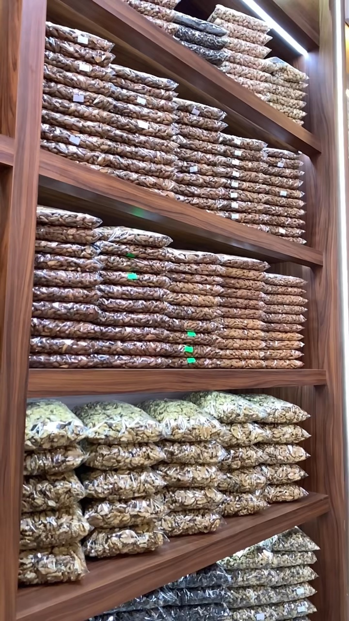 Khware Shwa
Pashto