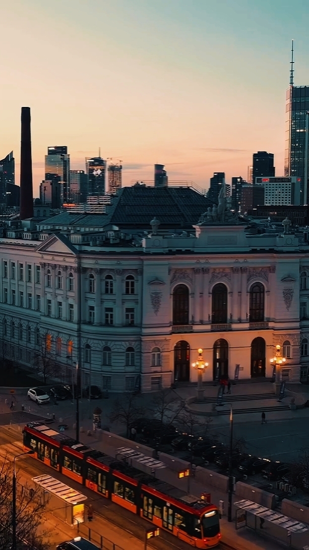 City vlog vibes