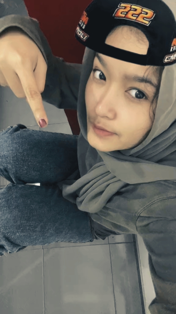 1 vidio + 4 foto