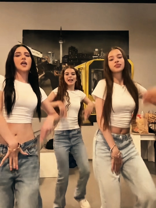 waka waka