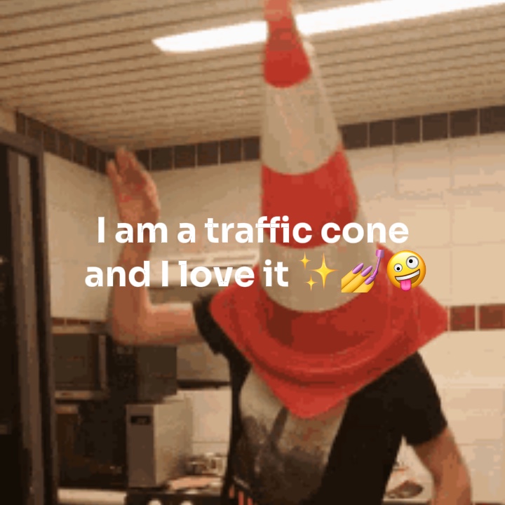¡Soy un cono de tráfico!