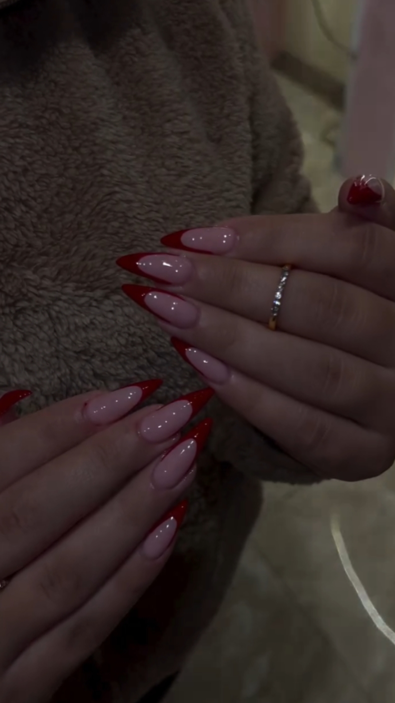 NAILS