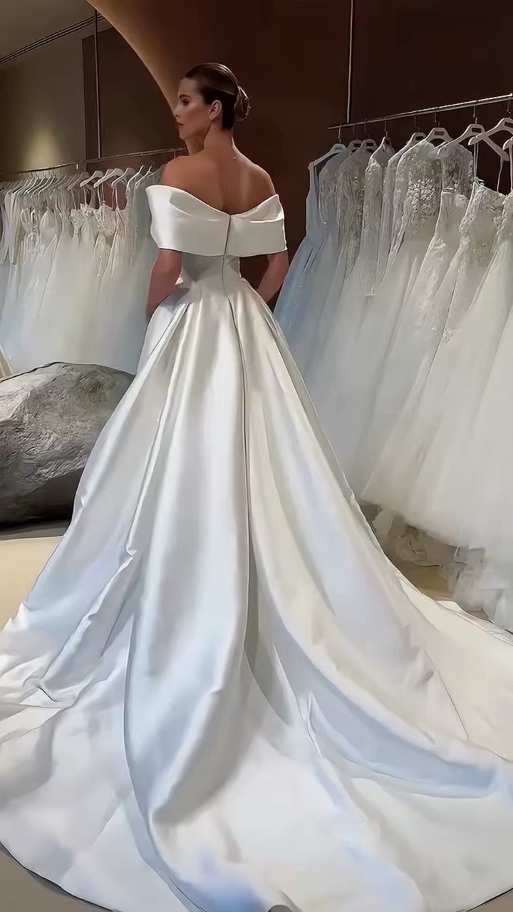 Wedding clothes 