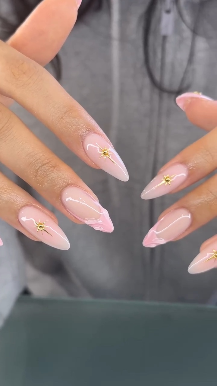 NAILS 