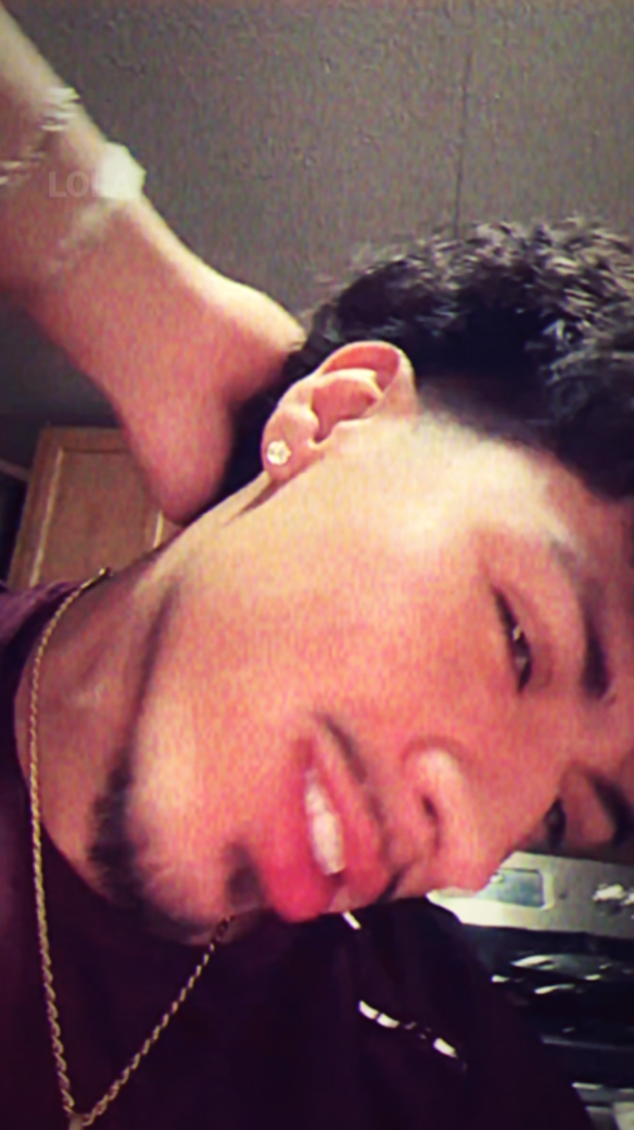 Latino | Viral