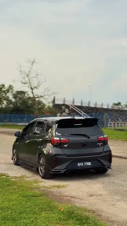 Myvi hensem