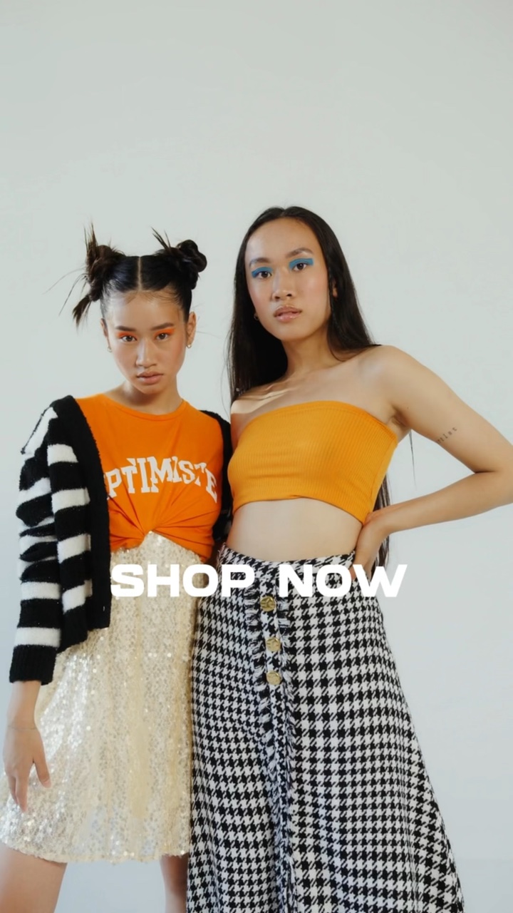 Exibição de produtos de roupas - leve, fácil e aberto - estilo TikTok